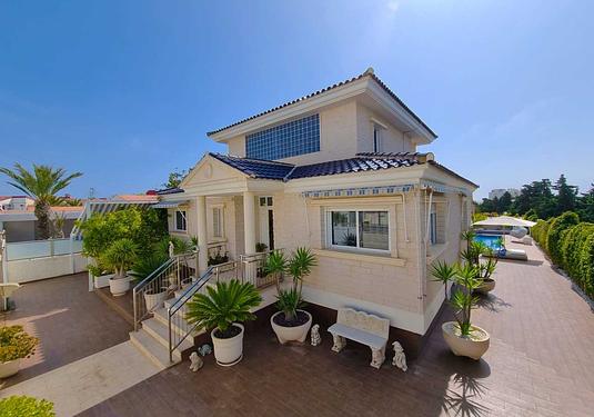 Villa in La Mata