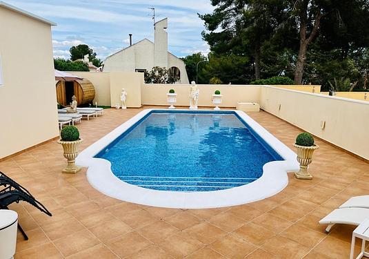 Villa in San Miguel de Salinas
