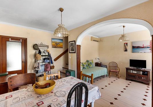 Town house in La Mata