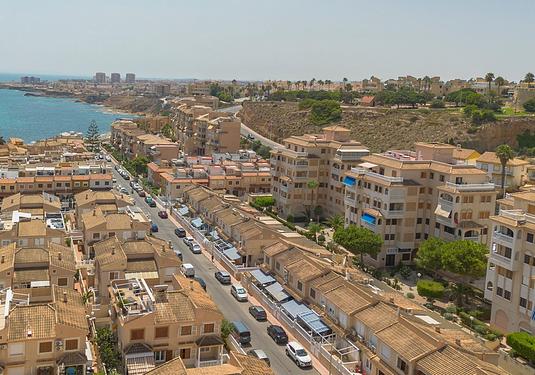 Town house in La Mata