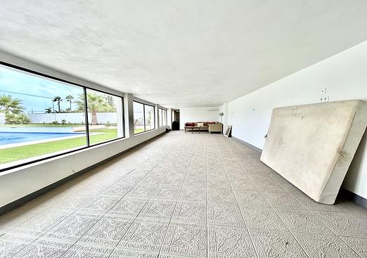 Villa in Los Montesinos
