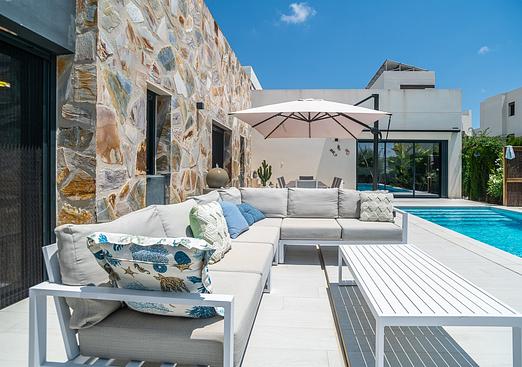 Villa in Algorfa