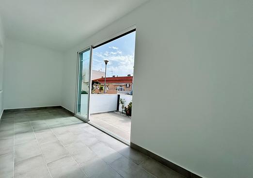 Town house in La Siesta