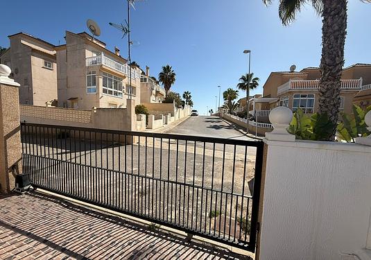 Villa in Orihuela Costa
