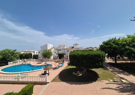 Bungalow in San Miguel de Salinas