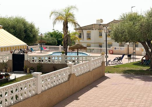 Bungalow in San Miguel de Salinas