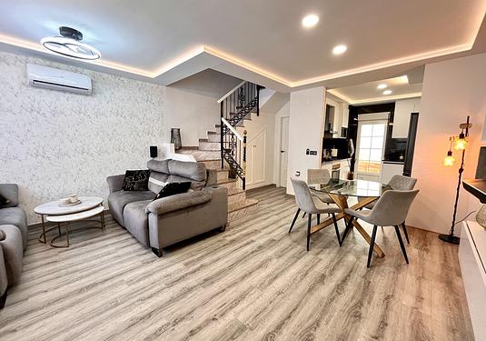 Town house in Villamartin