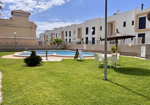 Town house in Villamartin