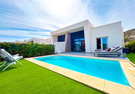 Villa in Algorfa