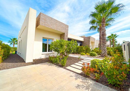 Villa in Algorfa