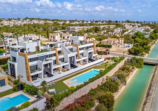 Apartment in Villamartin
