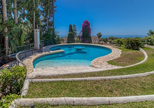 Villa in Benalmadena