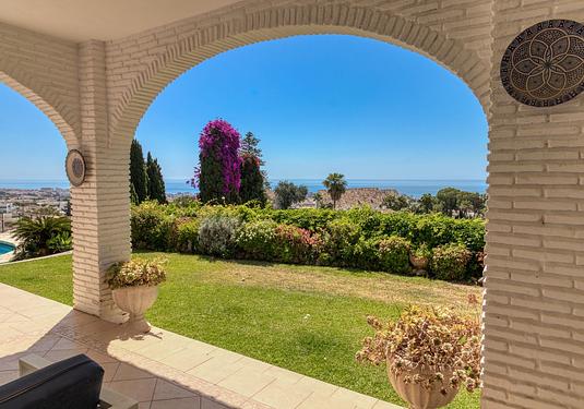 Villa in Benalmadena