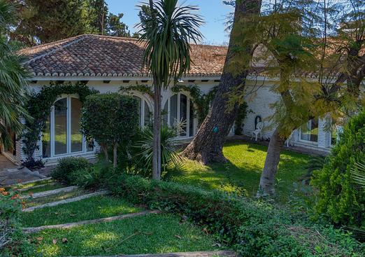 Villa in Benalmadena