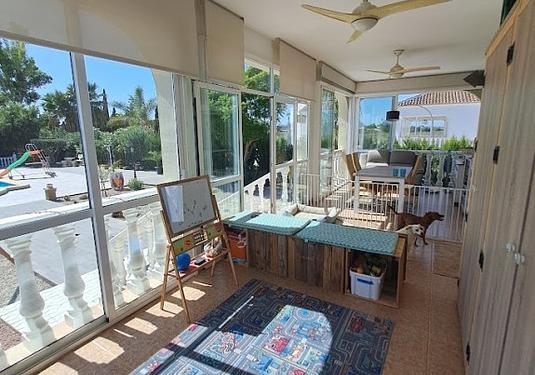 Villa in Dolores