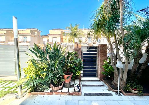 Town house in Torre de La Horadada