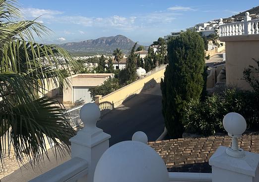 Villa in Cumbre del Sol