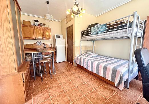 Land in San Miguel de Salinas