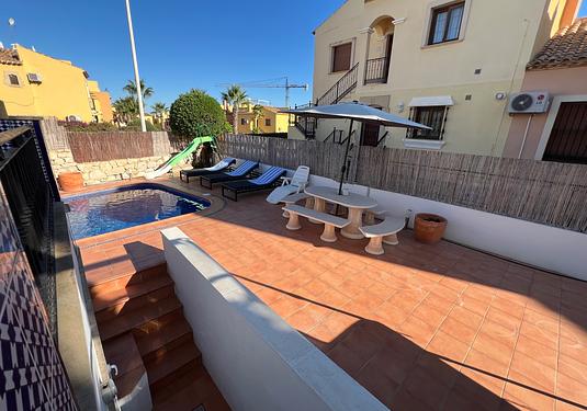 Villa in Algorfa