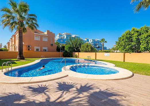 Town house in El Vergel