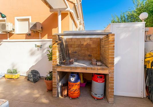 Town house in El Vergel