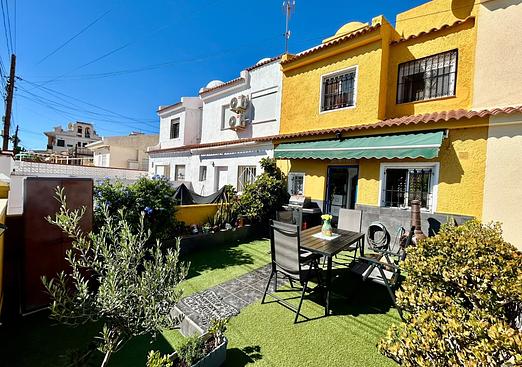 Town house in Torrevieja