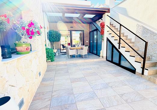 Town house in Los Montesinos