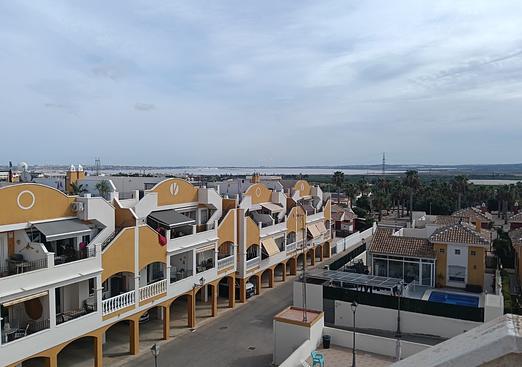 Apartment in Los Montesinos