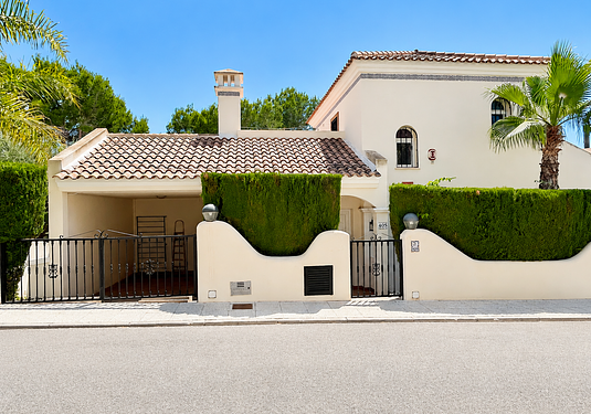 Villa in Orihuela Costa