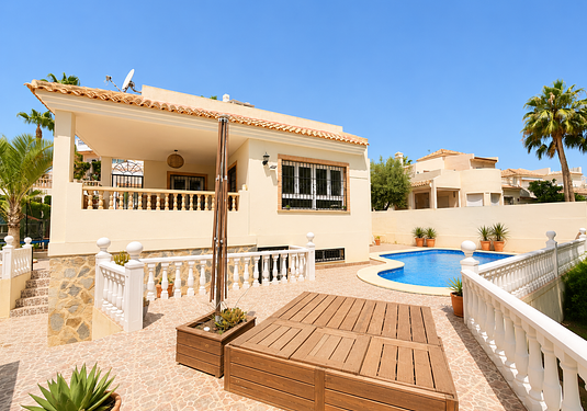 Villa in Orihuela Costa