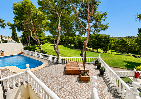 Villa in Orihuela Costa