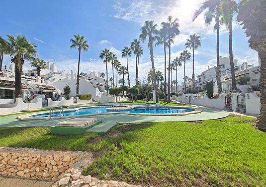 Town house in Villamartin