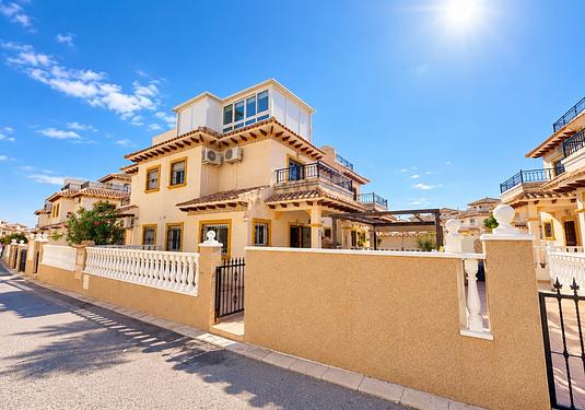 Town house in La Zenia
