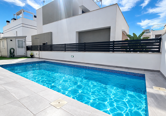 Villa in Villamartin
