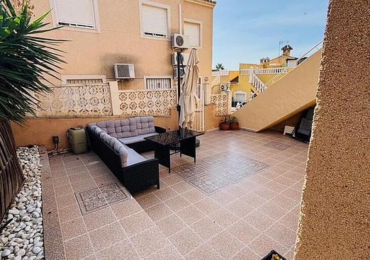 Apartment in Orihuela Costa