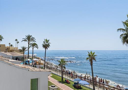 Apartment in Calahonda