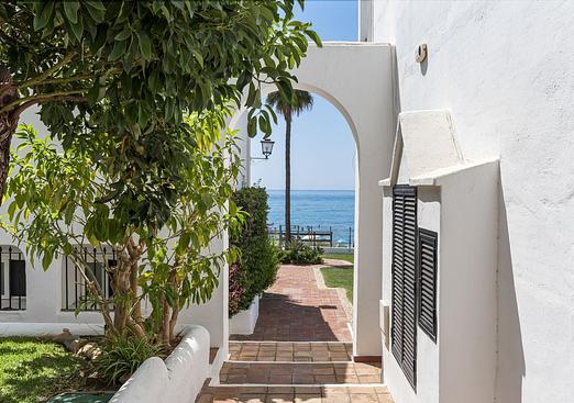 Apartment in Calahonda