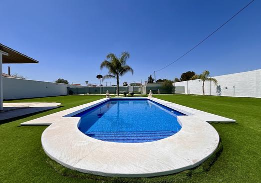 Country house in Alcantarilla