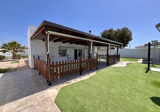 Country house in Alcantarilla
