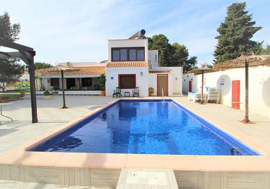 Villa in Orihuela Costa