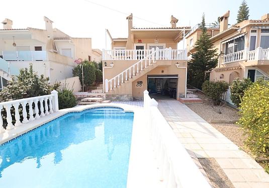 Villa in Los Balcones