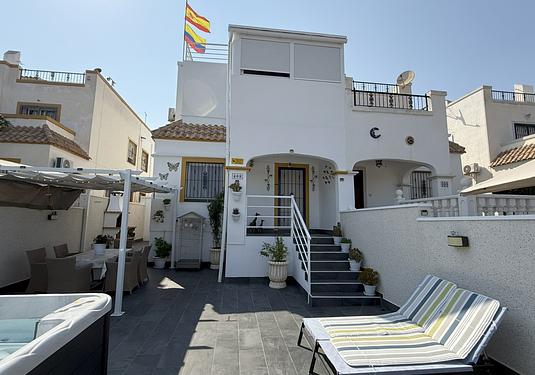 Villa in Orihuela Costa