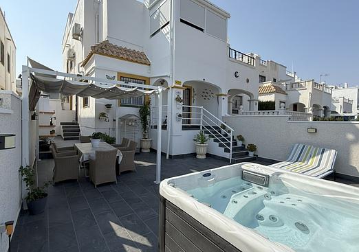 Villa in Orihuela Costa