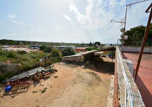 Villa in Guardamar del Segura