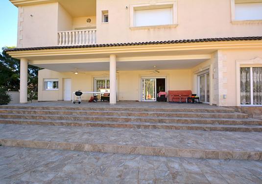 Villa in Orihuela Costa