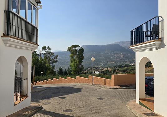 Town house in Alcaucín