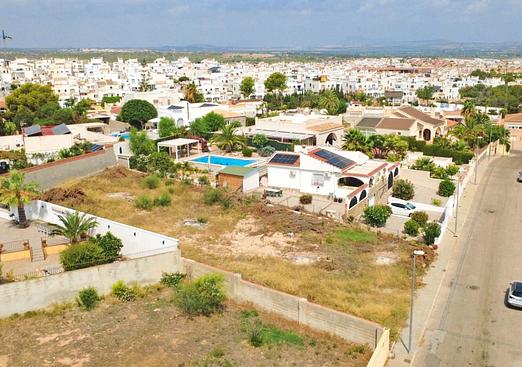Land in Torrevieja