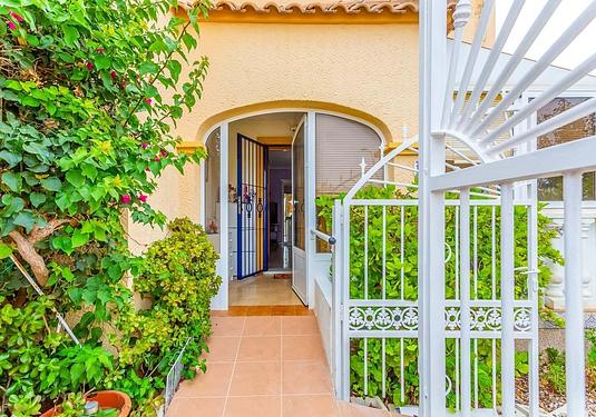 Villa in Orihuela Costa