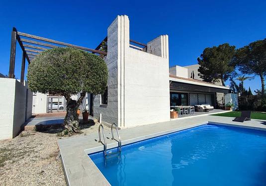 Villa in Peraleja Golf