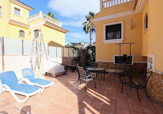 Villa in Villamartin